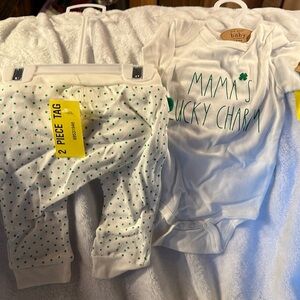 Rae Dunn “Mama’s Lucky Charm” PJ SET